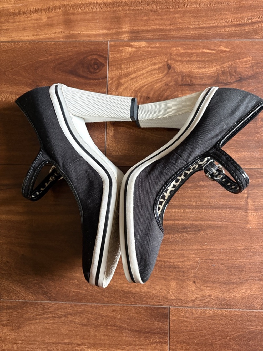 Coach Black and White Mary Jane Platform Pumps - Picture 6 of 9